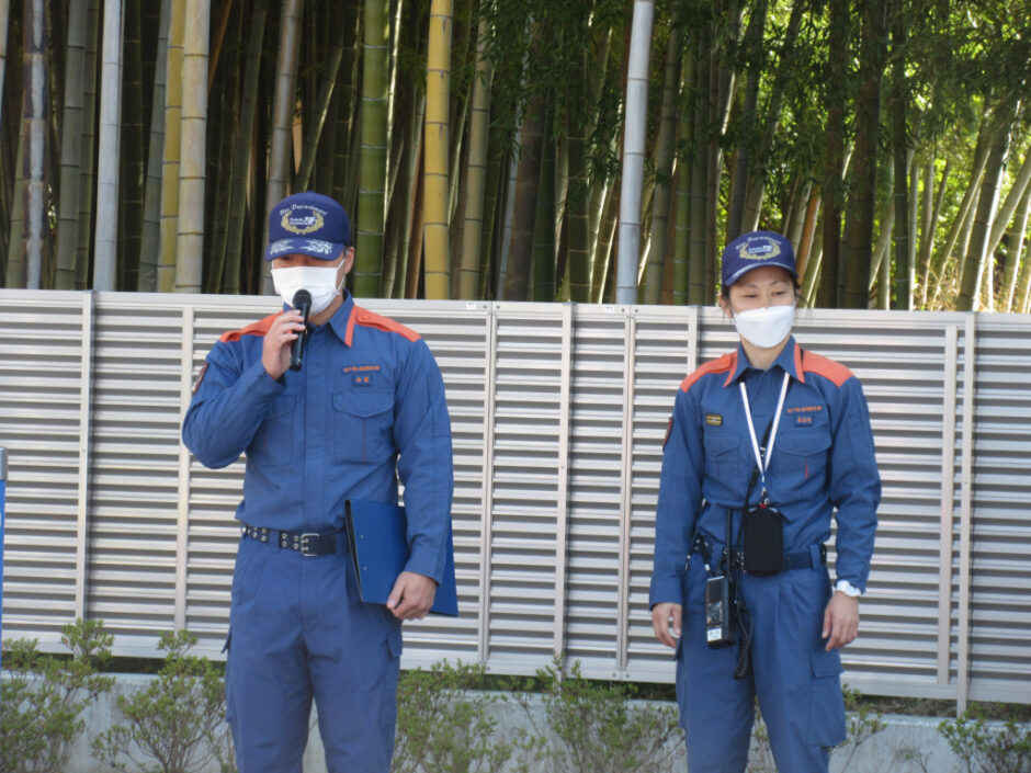 防火講習会 先週の金曜日、坂戸・鶴ヶ島消防組合の皆様に来ていただいて防火講習会を行いました(^_^)/