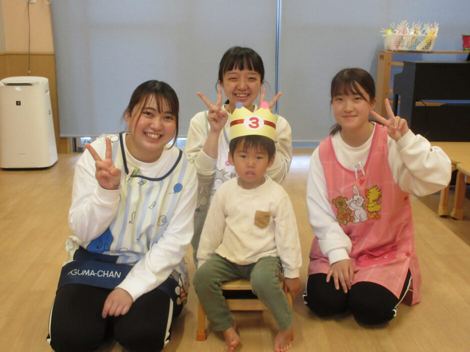 ５月お誕生日会 ひばり組さん、３歳おめでとう～！