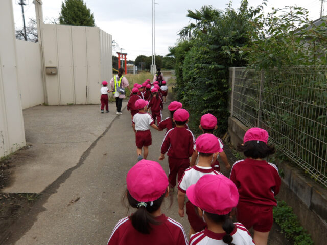 もも組さん　はじめてのお散歩♪