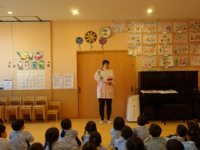 交通安全指導を行いました♪